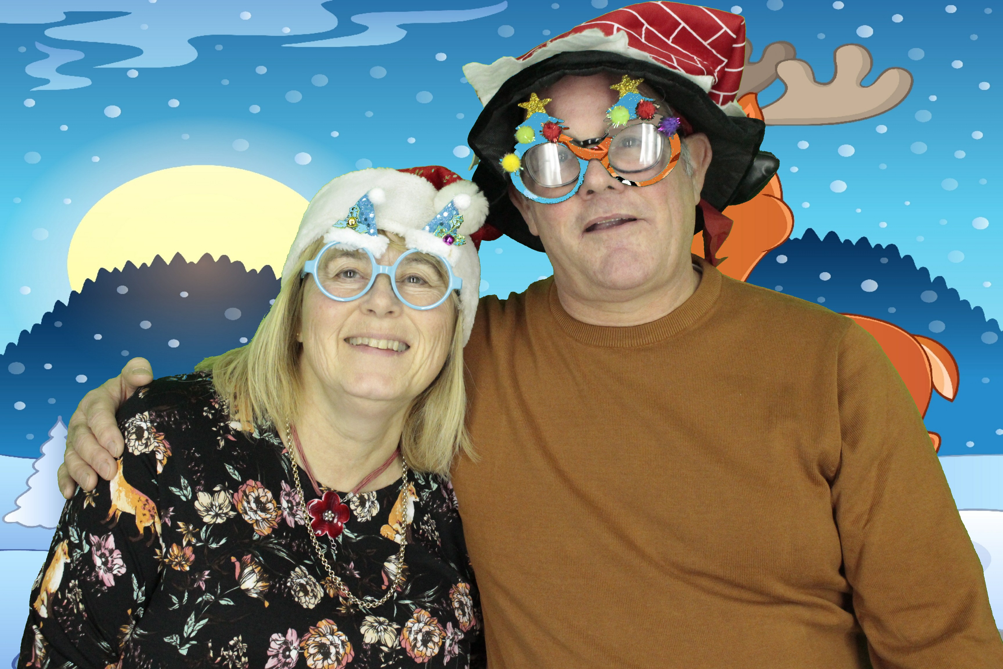 Waitrose Christmas Party 2019 | View more photos from the event at gallery.myphotoboothexperience.co.uk/u/MyPhotoBoothExperienceLtd/Waitrose-Christmas-Party-2019